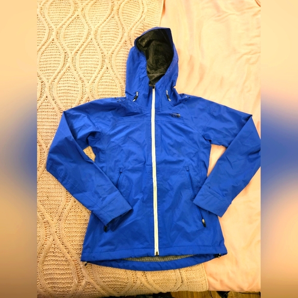 The North Face Jackets & Blazers - The North Face Women Vent Flash Dry Blue Hooded Rain Jacket with‎ White Zipper